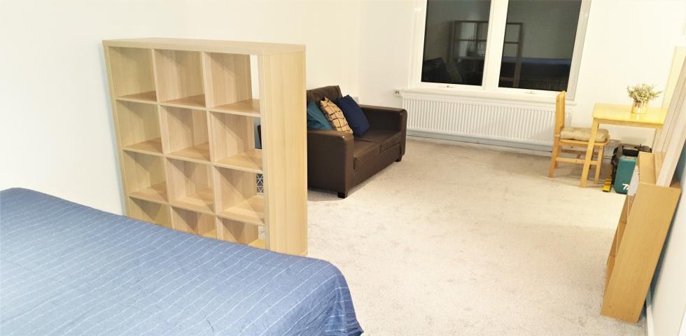 			Studio Apartment, 1 bath, 1 reception Apartment			 Christchurch Avenue, KILBURN