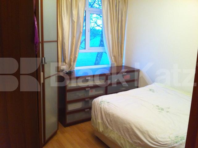 			AN ABSOLUTE MUST SEE!!!!, 4 Bedroom, 1 bath, 1 reception Flat			 CLAPTON PARK, CLAPTON PARK