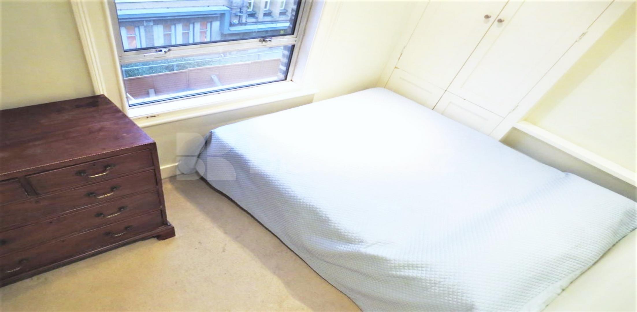 			1 Bedroom, 1 bath, 1 reception Flat			 Minford Gardens, SHEPHERDS BUSH