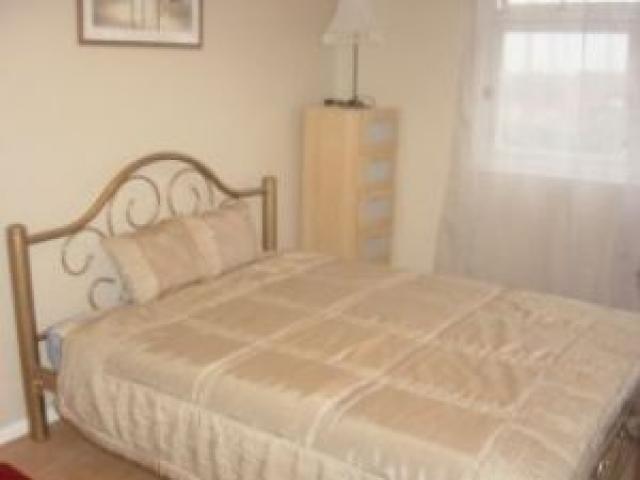 			2 Bedroom, 1 bath, 1 reception Flat			 Fonthills, EAST FINCHLEY