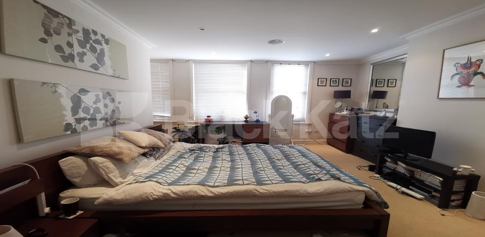 			UNDER OFFER, 2 Bedroom, 1 bath, 1 reception Apartment			 Balham High Road, Balham