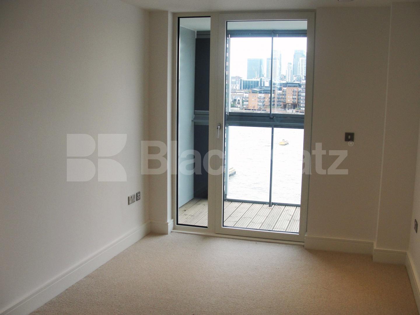 			LET, 2 Bedroom, 1 bath, 1 reception Apartment			 Beacon Point,Dowells Street, Greenwich