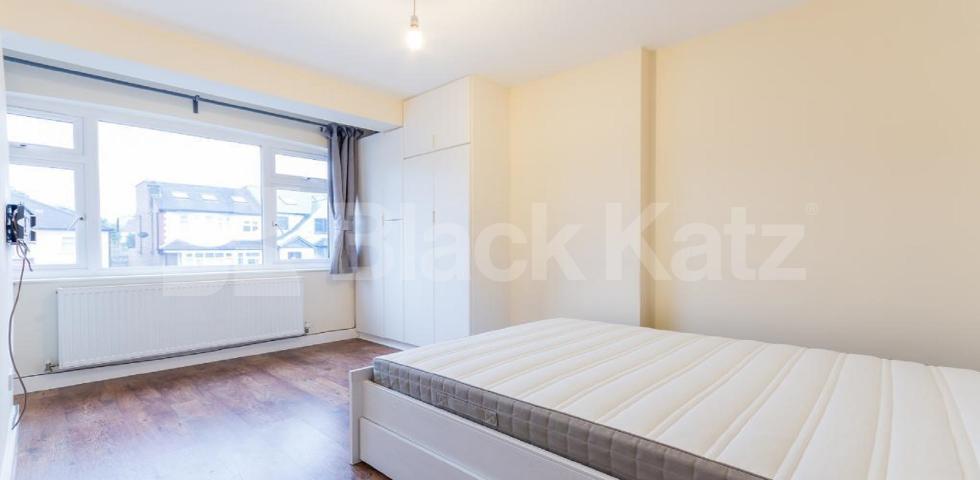 			NEW INSTRUCTION, 2 Bedroom, 1 bath, 1 reception Apartment			 Eylewood Road, West Norwood