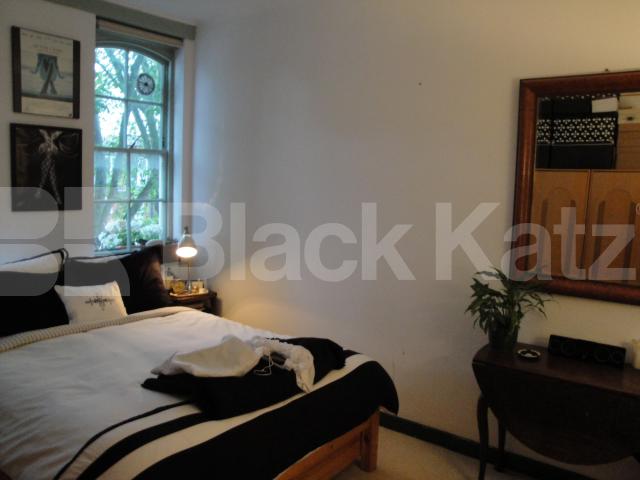 			New Instruction and Inclusive of bills, 1 Bedroom, 1 bath, 1 reception Flat			 Pleasant Place, Angel