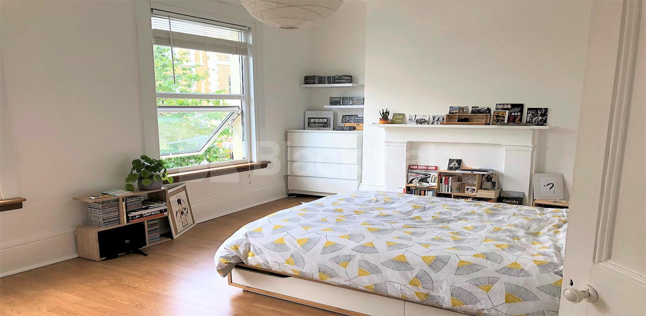 			4 BEDROOM HOUSE WITH PRIVATE GARDEN, 4 Bedroom, 1 bath, 1 reception House			 Shakspeare Walk, NEWINGTON GREEN-CANONBURY