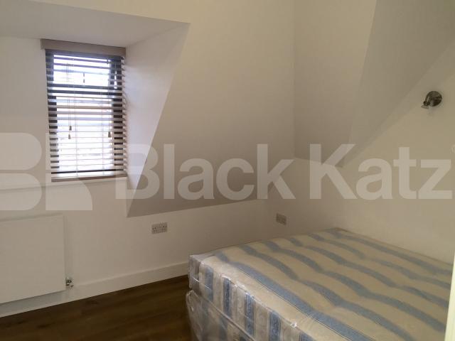			1 Bedroom, 1 bath, 1 reception Flat			 Kingsgate Avenue, Finchley Central