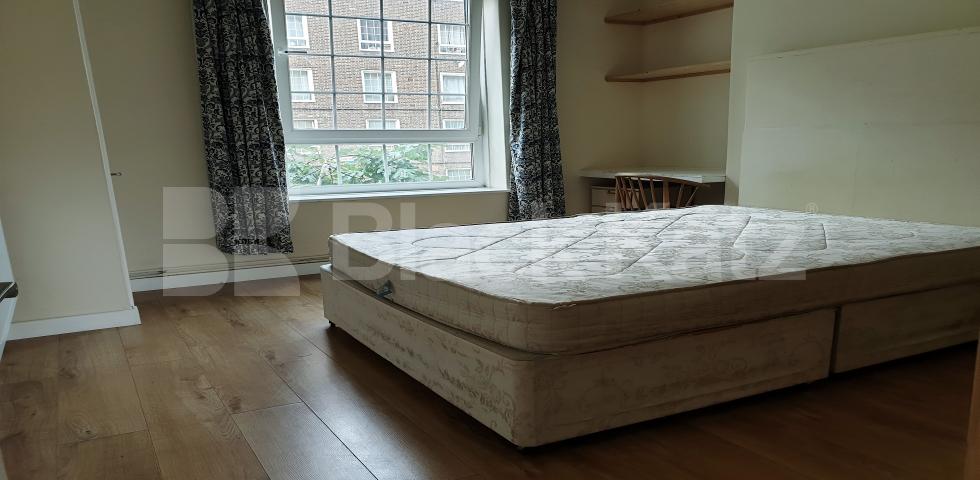 			NEW INSTRUCTION , 2 Bedroom, 1 bath, 1 reception Apartment			 Law Street, Borough/London Bridge