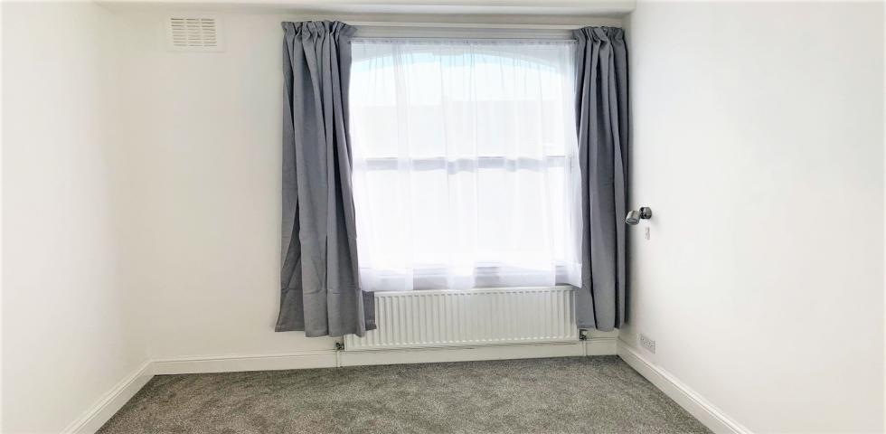 			2 Bedroom, 1 bath, 1 reception Flat			 Harrow Road, WESTBOURNE PARK 