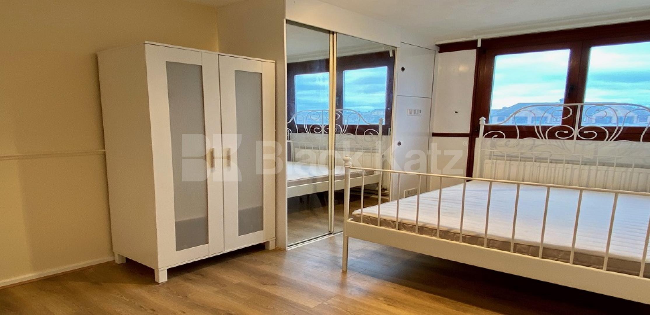 			NEW INSTRUCTION  , 3 Bedroom, 1 bath, 1 reception Apartment			 Seyssel St, Isle of Dogs / Canary Wharf