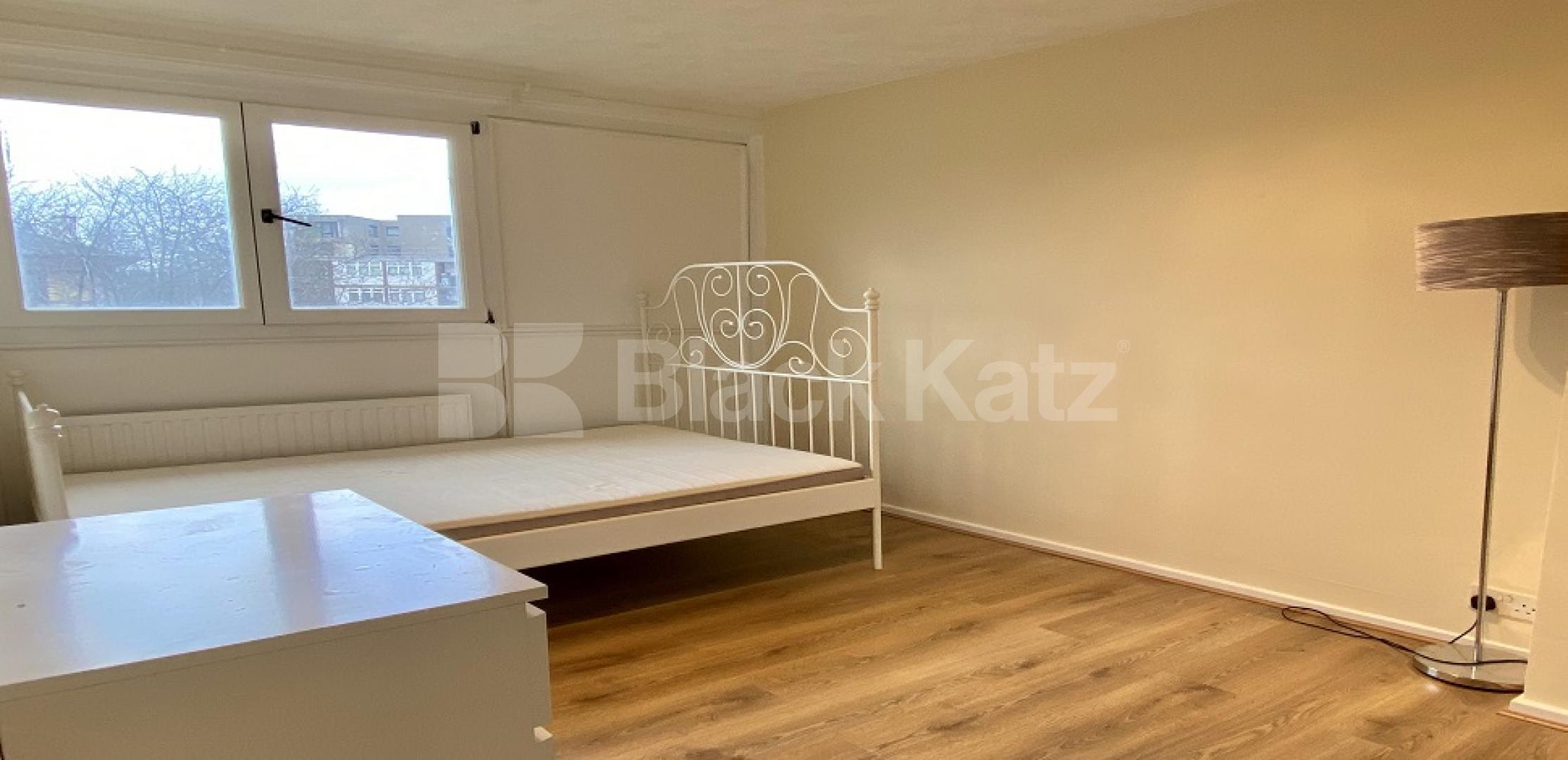 			NEW INSTRUCTION  , 3 Bedroom, 1 bath, 1 reception Apartment			 Seyssel St, Isle of Dogs / Canary Wharf