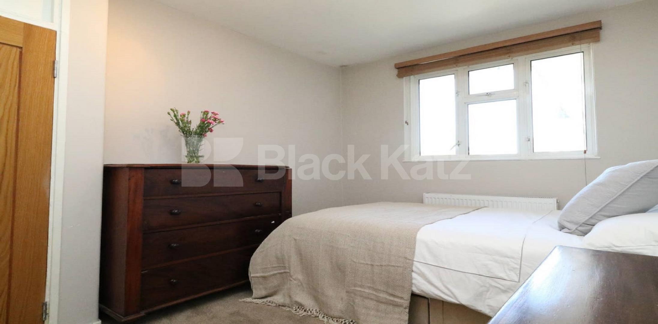 			NEW INSTRUCTION ALL BILLS INCLUDED, 3 Bedroom, 1 bath, 1 reception Apartment			 Thessaly Road, Stockwell/Battersea