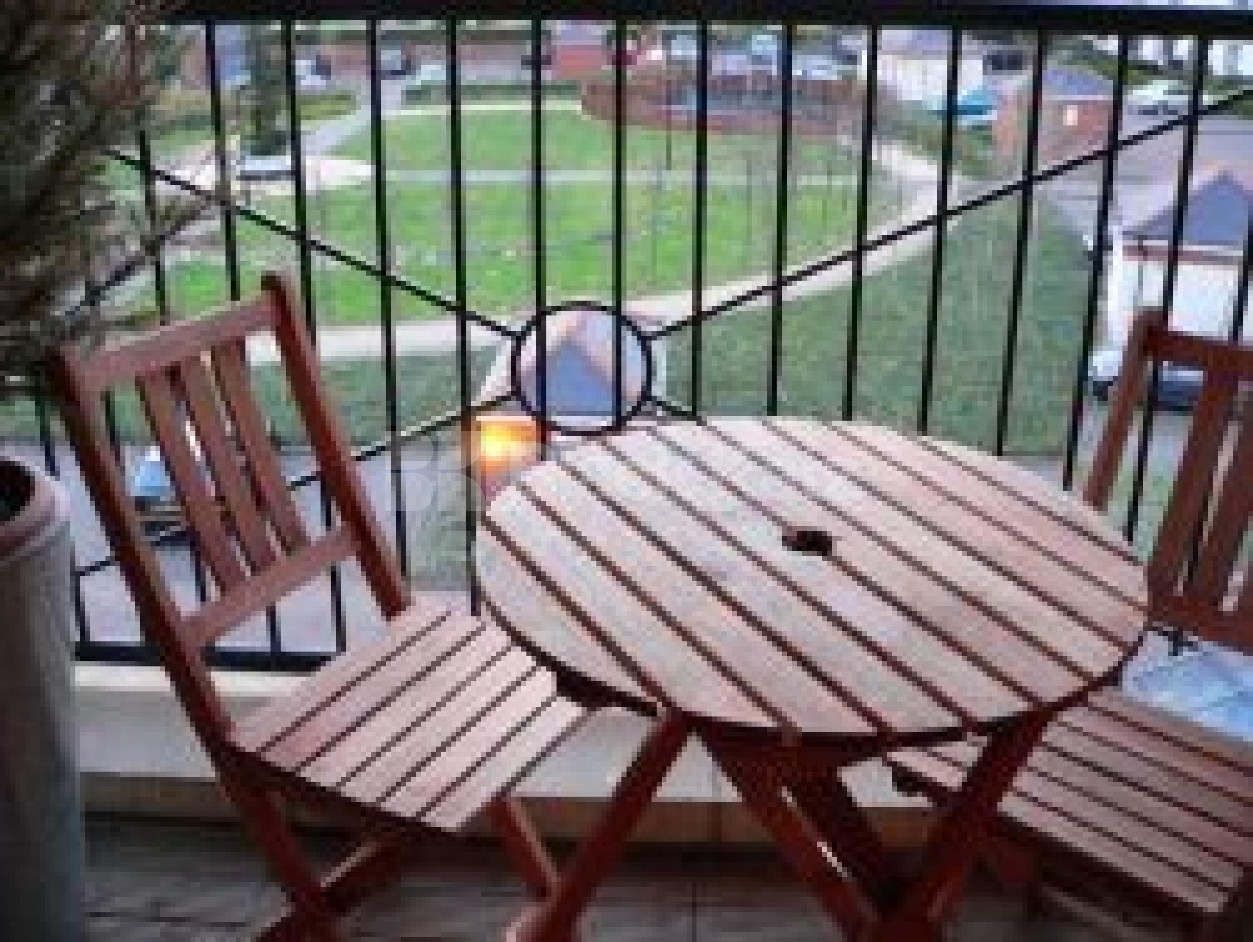 			2 Bedroom, 1 bath, 1 reception Flat			 Manor Gardens, UPPER HOLLOWAY N7 N7