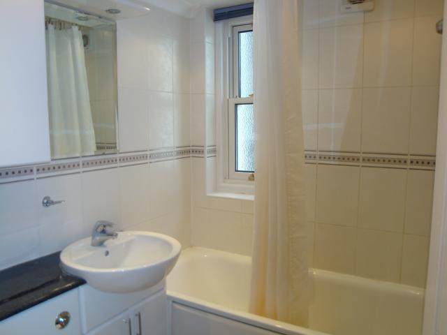 			NEW INSTRUCTION, 2 Bedroom, 1 bath, 1 reception Flat			 Belsize Park Gardens, BELSIZE PARK