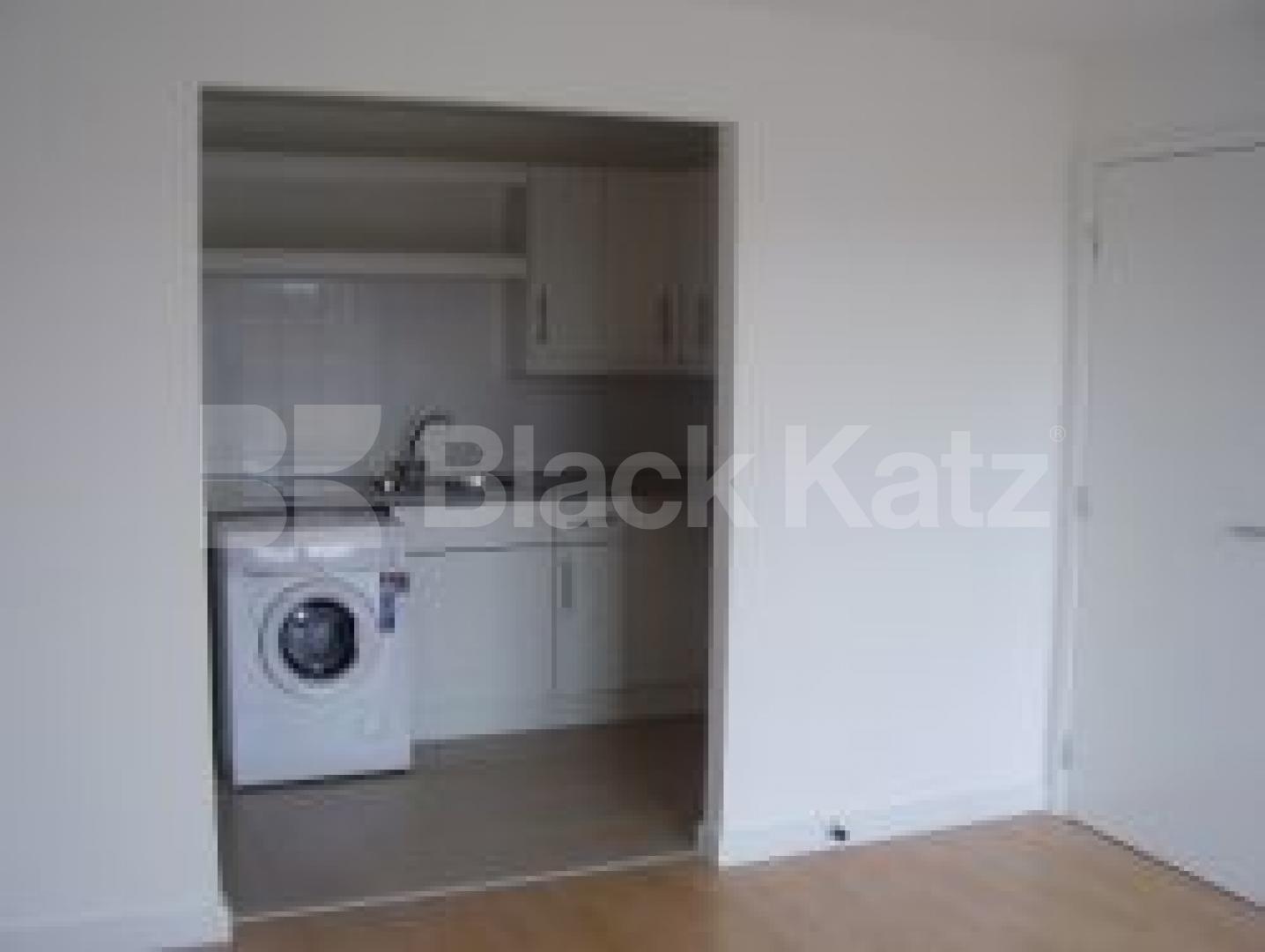 			1 Bedroom, 1 bath, 1 reception Flat			 Bemerton Street, KINGS CROSS N1