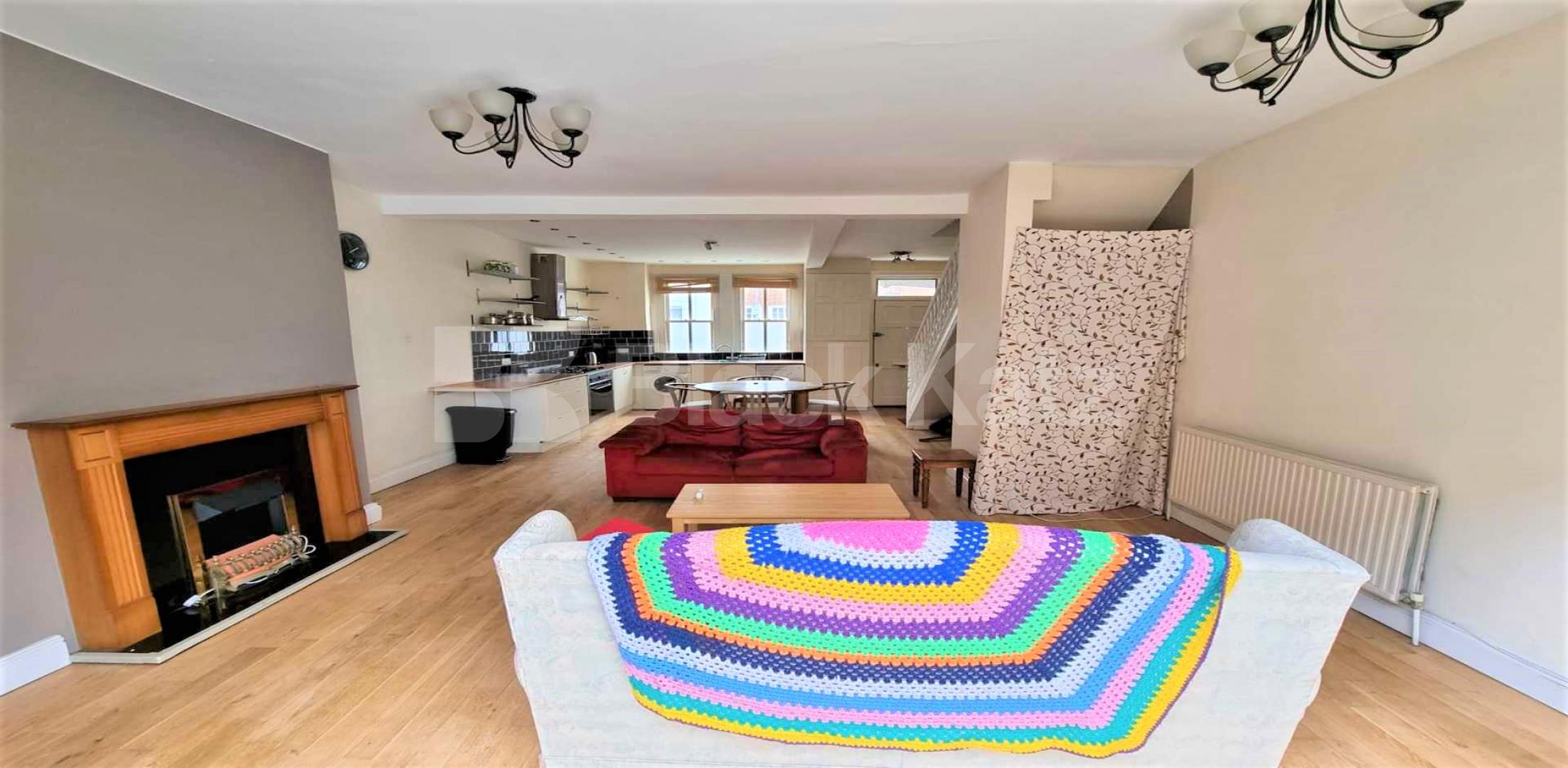 			3 Bedroom, 1 bath, 1 reception Terraced House			 Galloway Road , Shepherds Bush