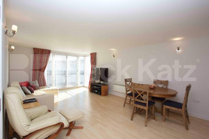 			LET , 2 Bedroom, 1 bath, 1 reception Apartment			 Bowling Green Place , London Bridge