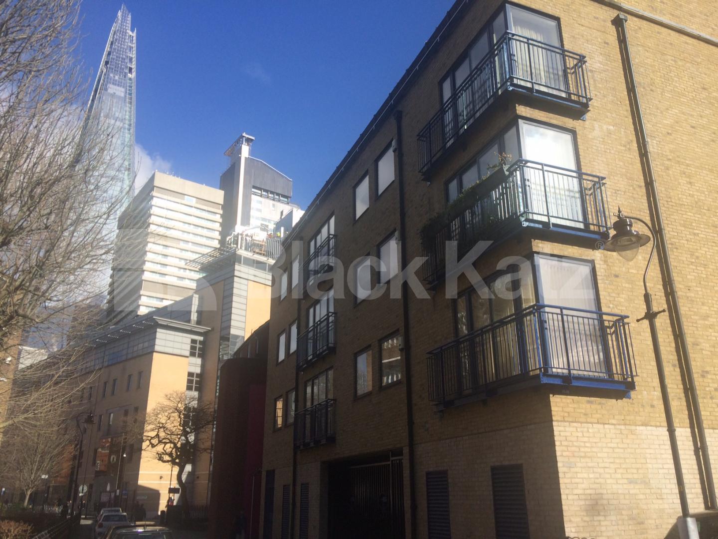 			LET , 2 Bedroom, 1 bath, 1 reception Apartment			 Bowling Green Place , London Bridge
