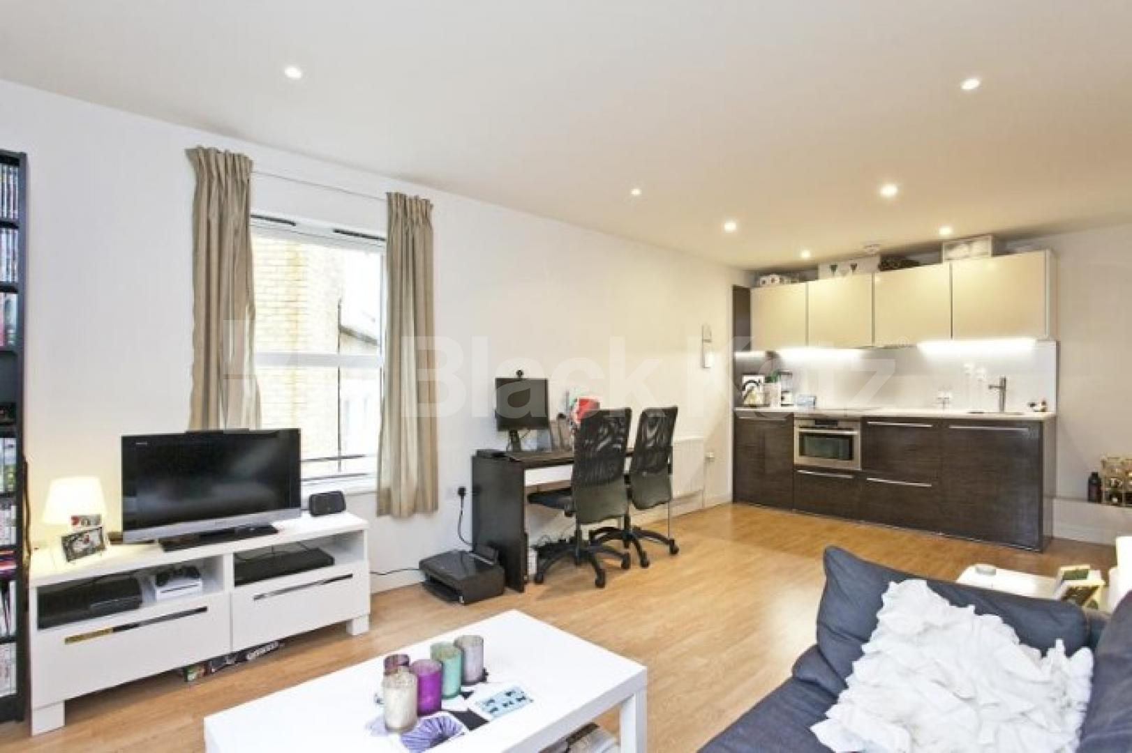 			New Instuction, 1 Bedroom, 1 bath, 1 reception Flat			 Sherborne Street, ISLINGTON