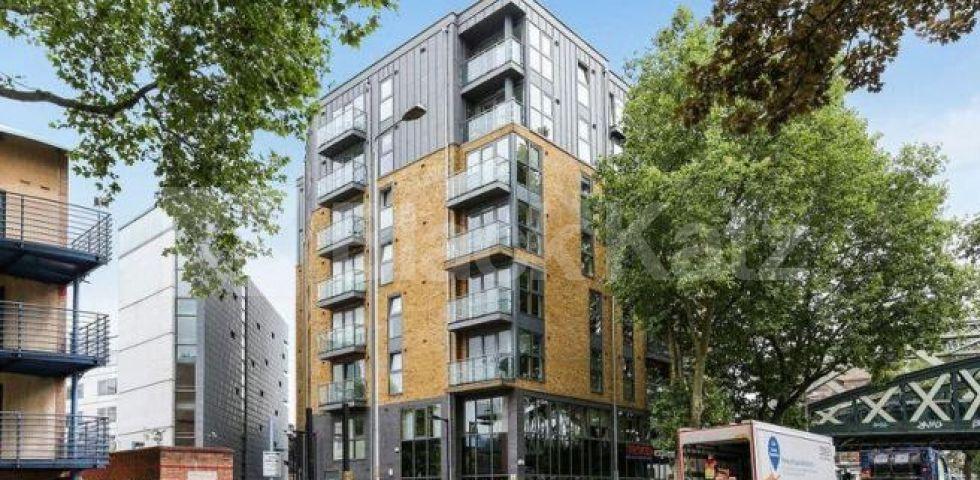 			UNDER OFFER , 1 Bedroom, 1 bath, 1 reception Apartment			 Boulevard Mansions. Borough Road, Borough