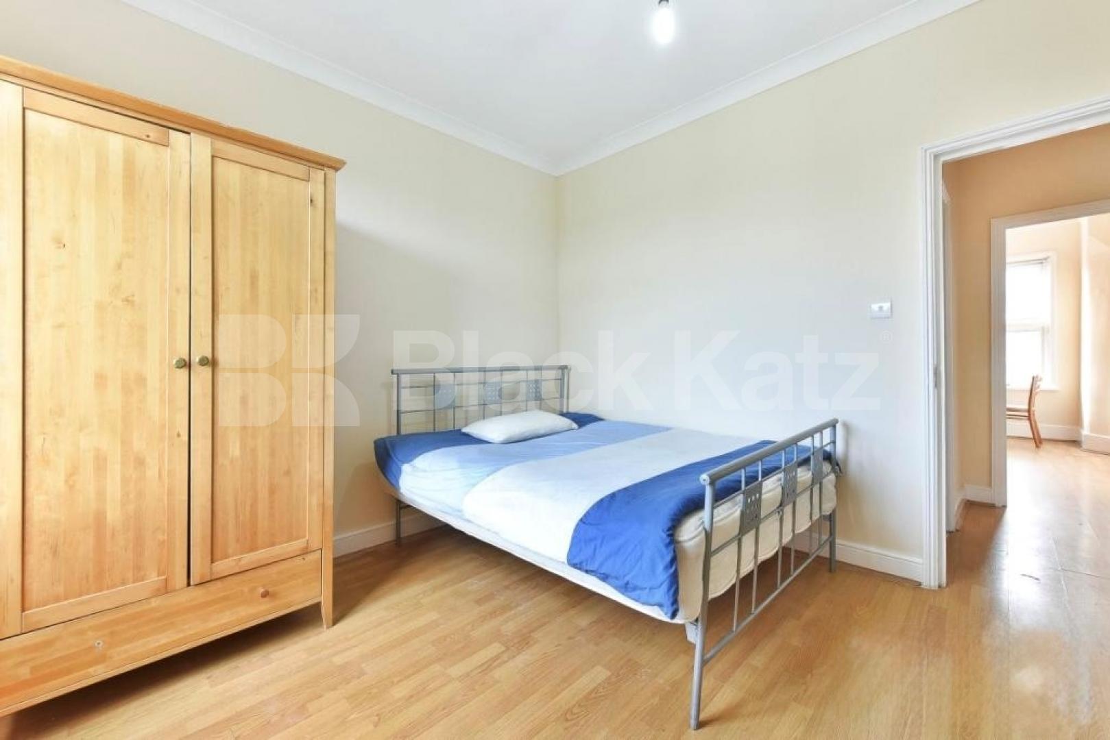 A well-proportioned three-bedroom flat situated on Boundary Road, N22 Boundary Road, Turnpike Lane 