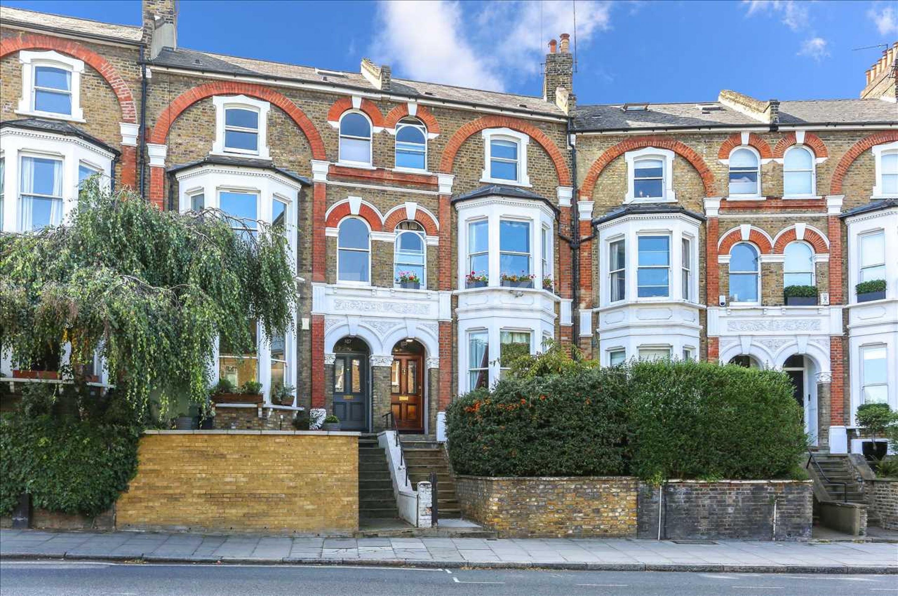 Beautiful 5 bedroom with great space and access to garden Brecknock Road, Tufnell Park N7