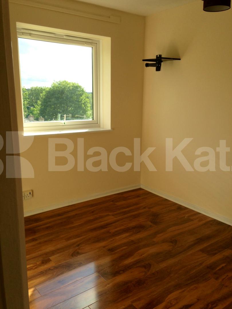 			NEW INSTRUCTION, 2 Bedroom, 1 bath, 1 reception Apartment			 Brenchley Gardens, Forrest Hill/Honor Oak Park