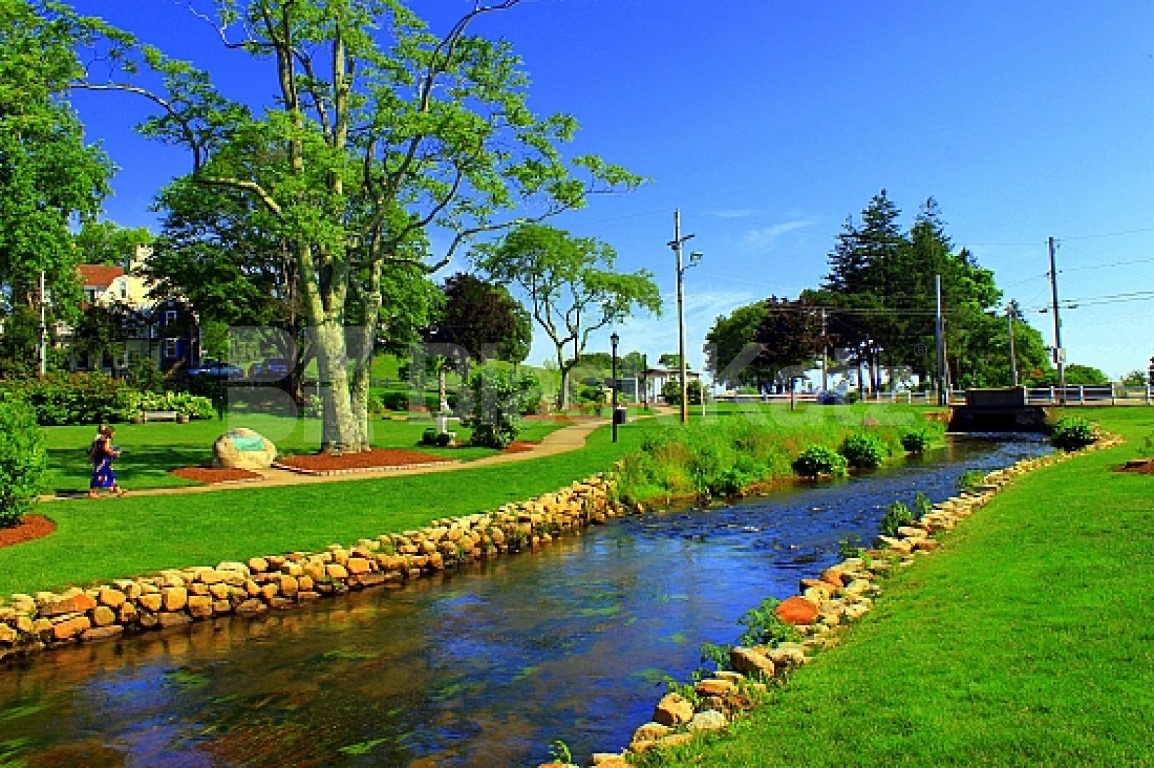 			Amazing Whole House, 4 Bedroom, 1 bath, 1 reception House			 Brewster Gardens, Ladbroke Grove