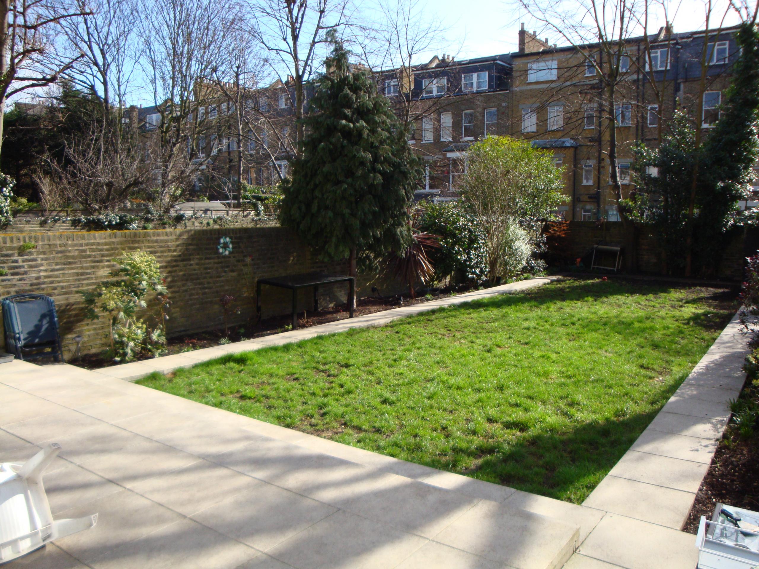 			STUNNING APARTMENT, 2 Bedroom, 1 bath, 1 reception Flat			 Brondesbury Road, QUEENS PARK NW6