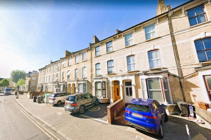 Spacious one bedroom property located in Stoke Newington  Brooke Road, Stoke Newington
