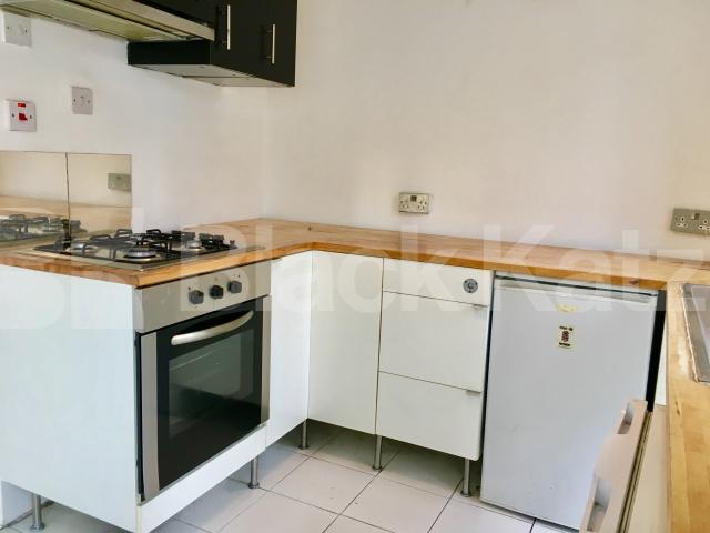 			LET, 1 Bedroom, 1 bath, 1 reception Apartment			 Brighton Terrace, Brixton