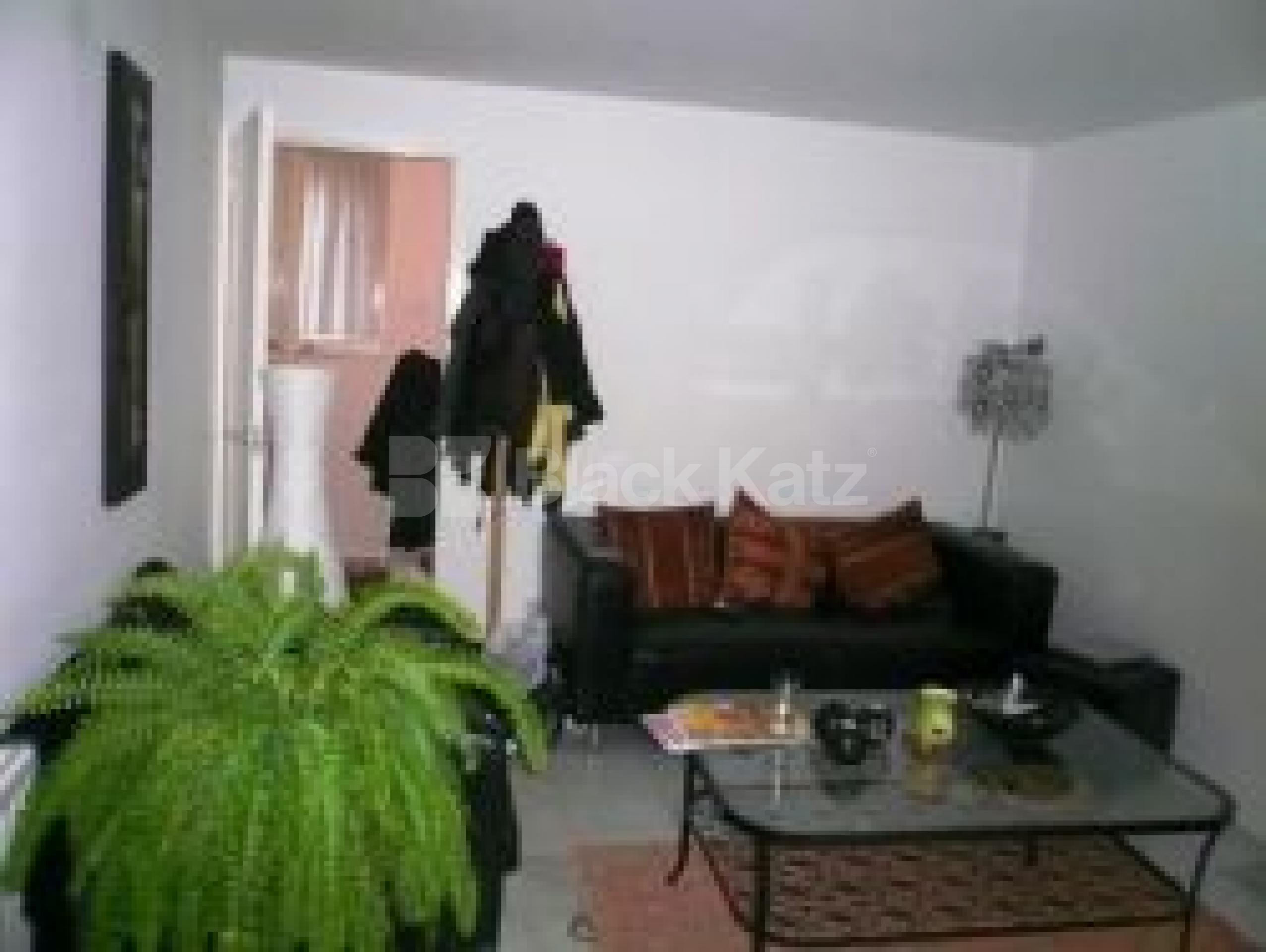 			3 Bedroom, 1 bath, 1 reception Flat			 Burlington Close, MAIDA VALE W9
