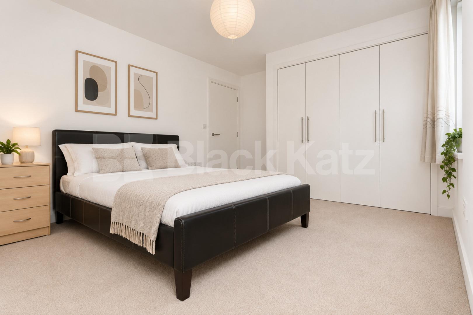 Three bedroom flat located in a private modern development with concierge Eden Grove, Holloway