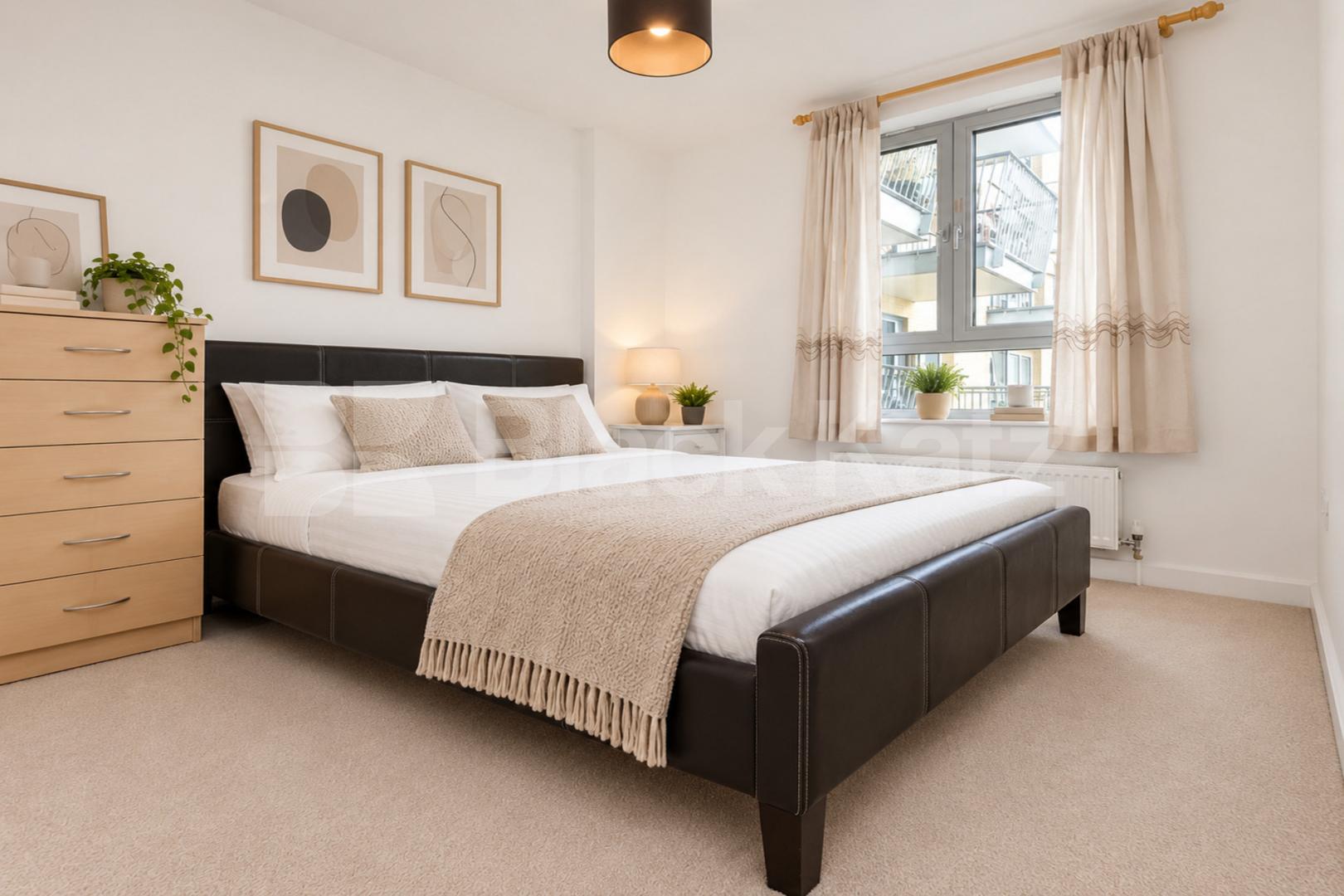 Three bedroom flat located in a private modern development with concierge Eden Grove, Holloway