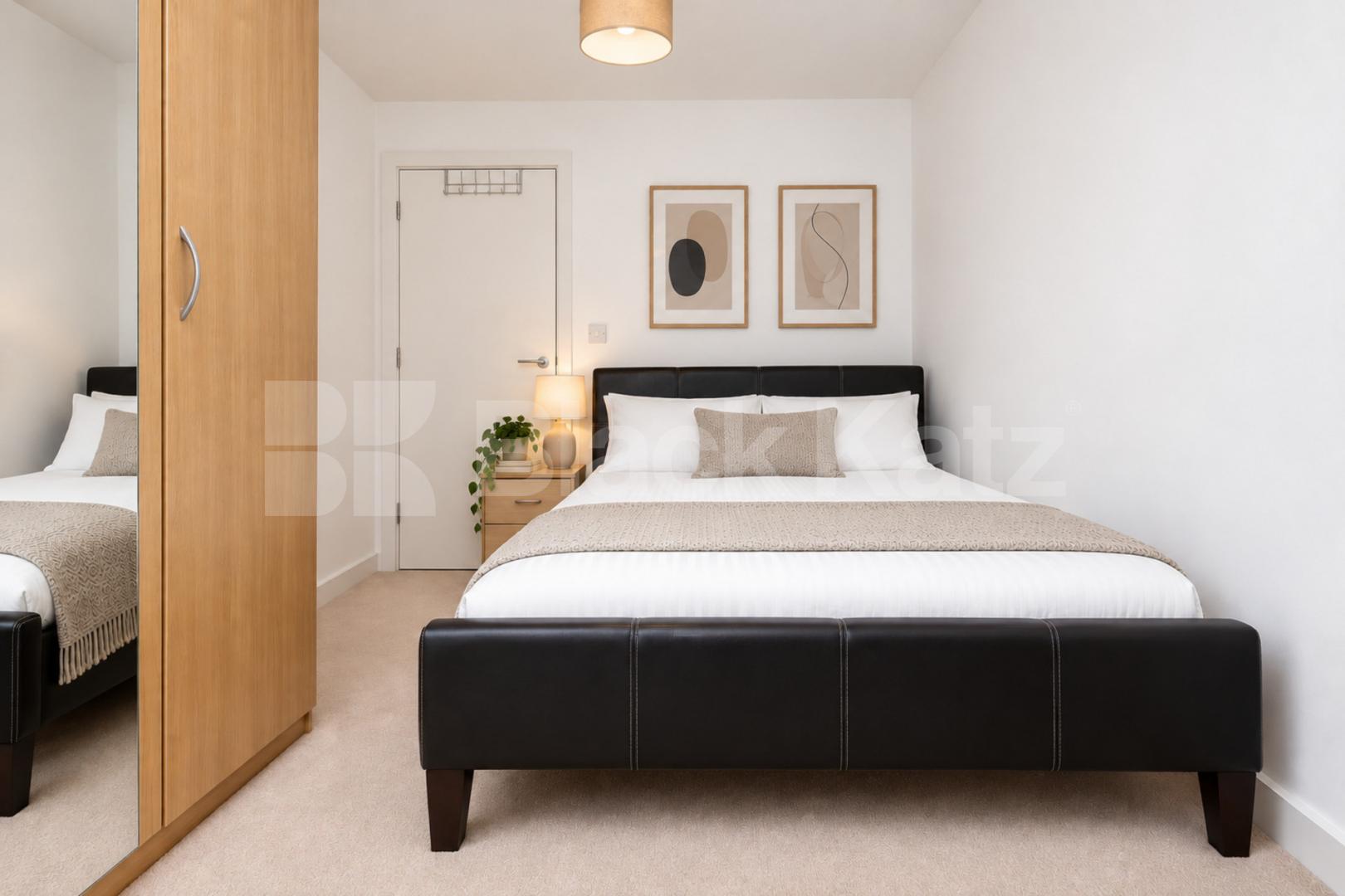 Three bedroom flat located in a private modern development with concierge Eden Grove, Holloway