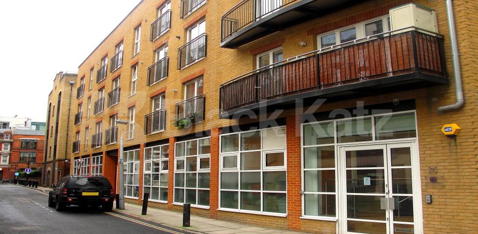 			NEW INSTRUCTION, 2 Bedroom, 1 bath, 1 reception Apartment			 Kamen House, Magdalen Street , London Bridge