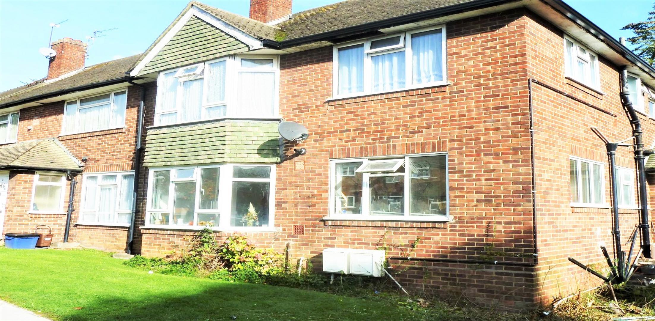 			2 Bedroom, 1 bath, 1 reception Flat			 Sterling Avenue, EDGWARE