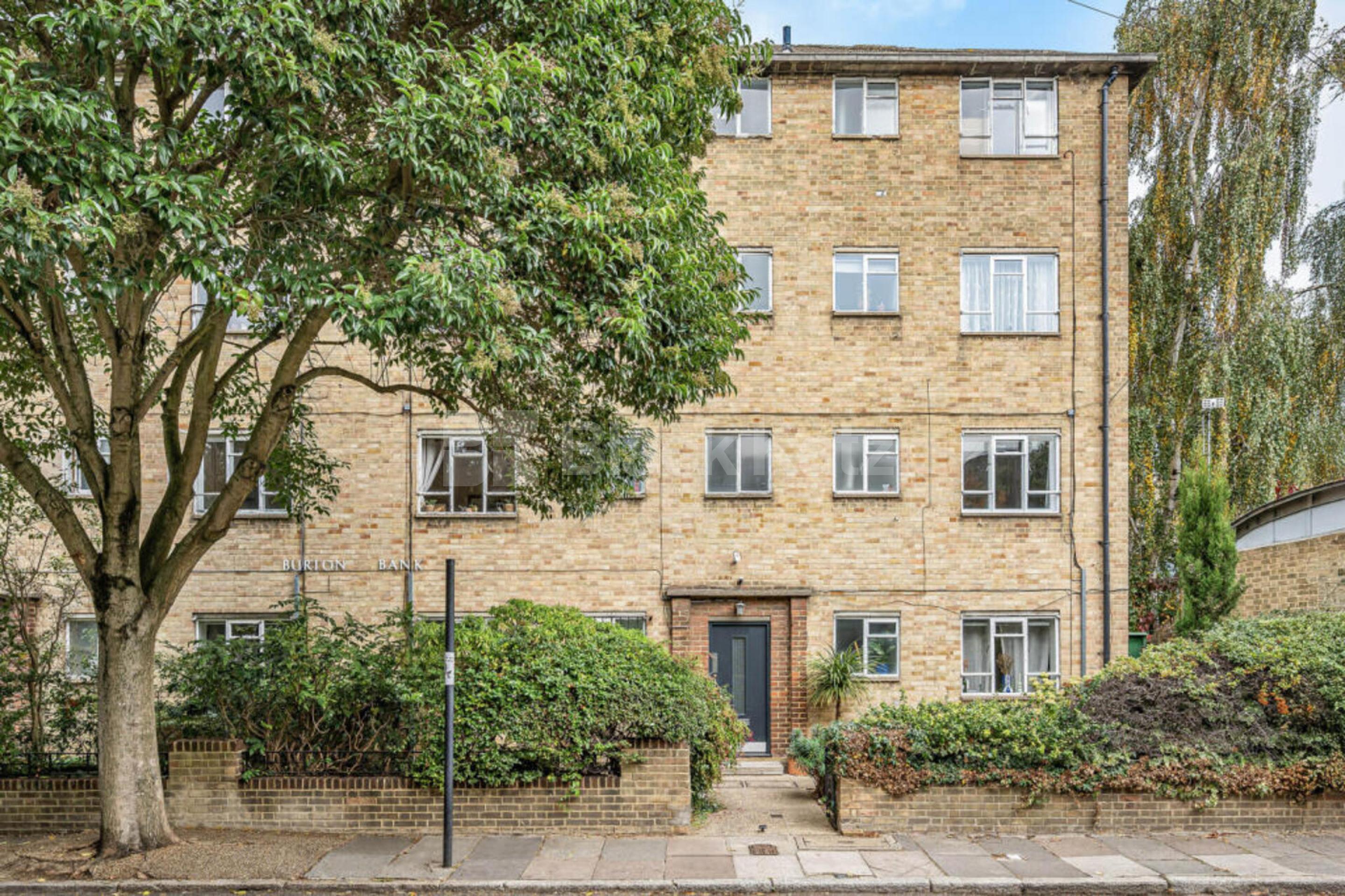 Located in the heart of De Beauvoir a bright 1 bedroom   Yeate Street, ISLINGTON N1