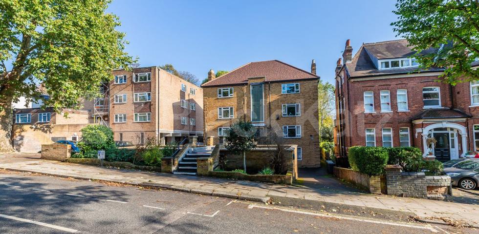			New Instruction, 1 Bedroom, 1 bath, 1 reception Apartment			 Stanhope Road, Highgate