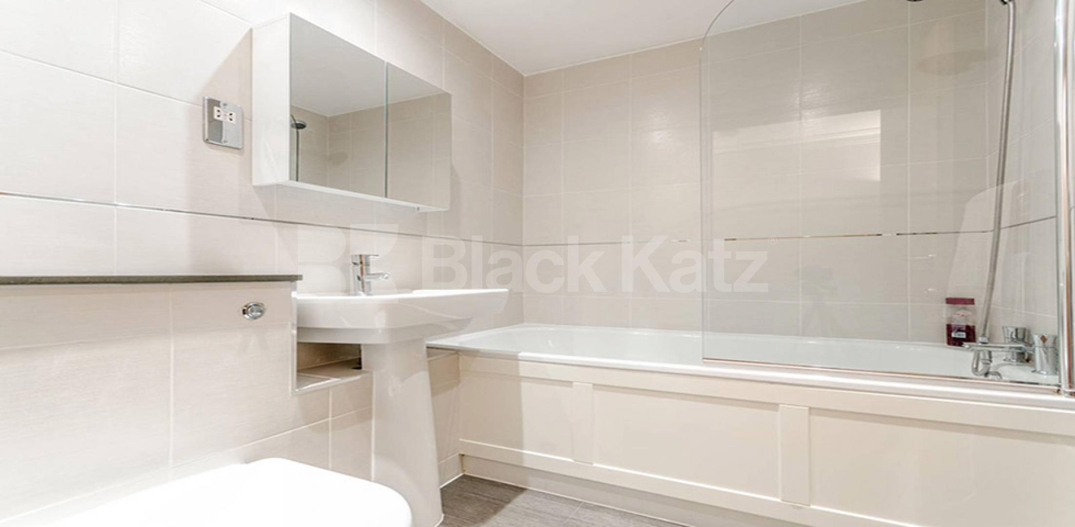 			2 Bedroom, 1 bath, 1 reception Flat			 Cubitt Street, Kings Cross