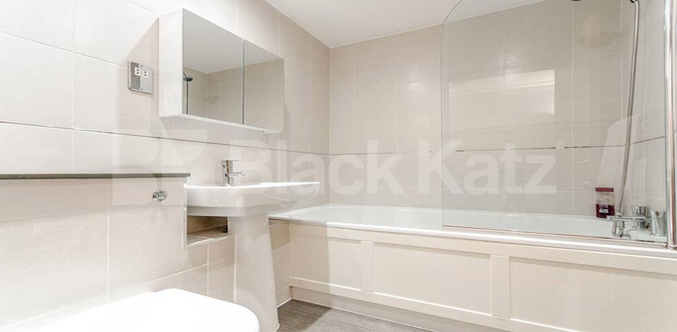 			2 Bedroom, 1 bath, 1 reception Flat			 Cubitt Street, Kings Cross