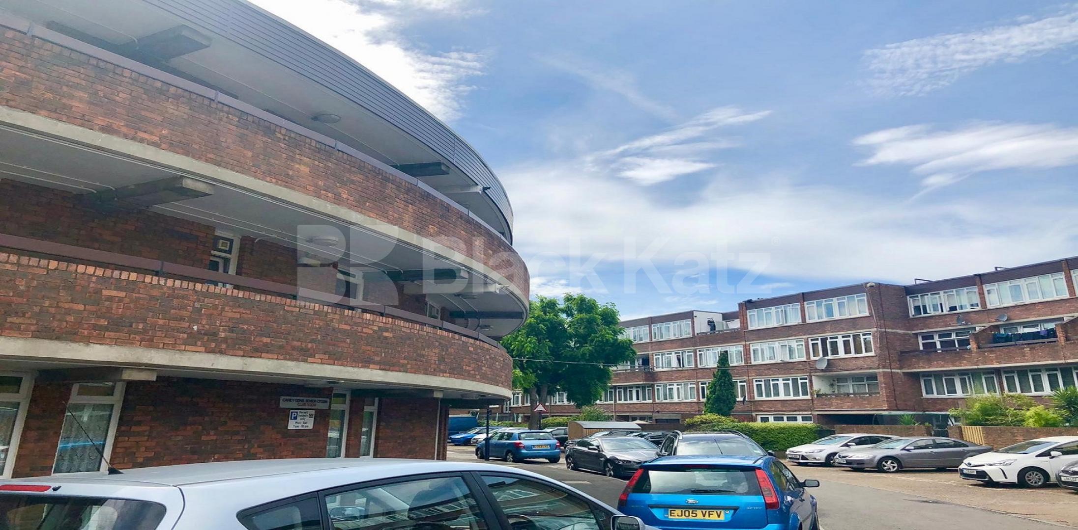 			UNDER OFFER, 3 Bedroom, 1 bath, 1 reception Apartment			 Carey Gardens, Vauxhall/Battersea