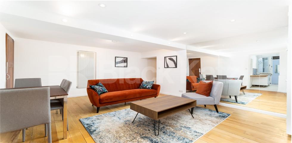 			MINS TO HYDE PARK, 2 Bedroom, 1 bath, 1 reception Flat			 Craven Terrace, HYDE PARK / BAYSWATER