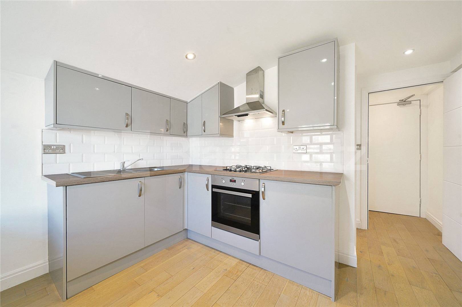 Modern Studio Hillfield Road, West Hampstead