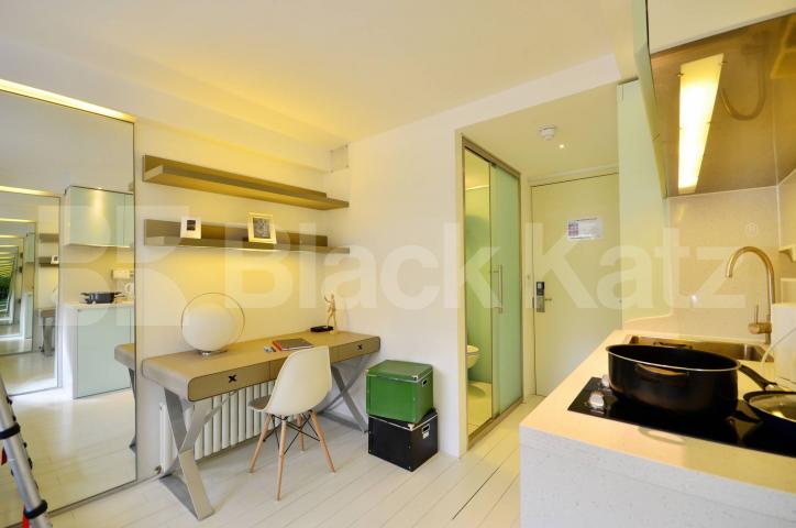 			Students - Inclusive of all bills!  , Studio Apartment, 1 bath, 1 reception Studio			 Chalk Farm Road, CAMDEN