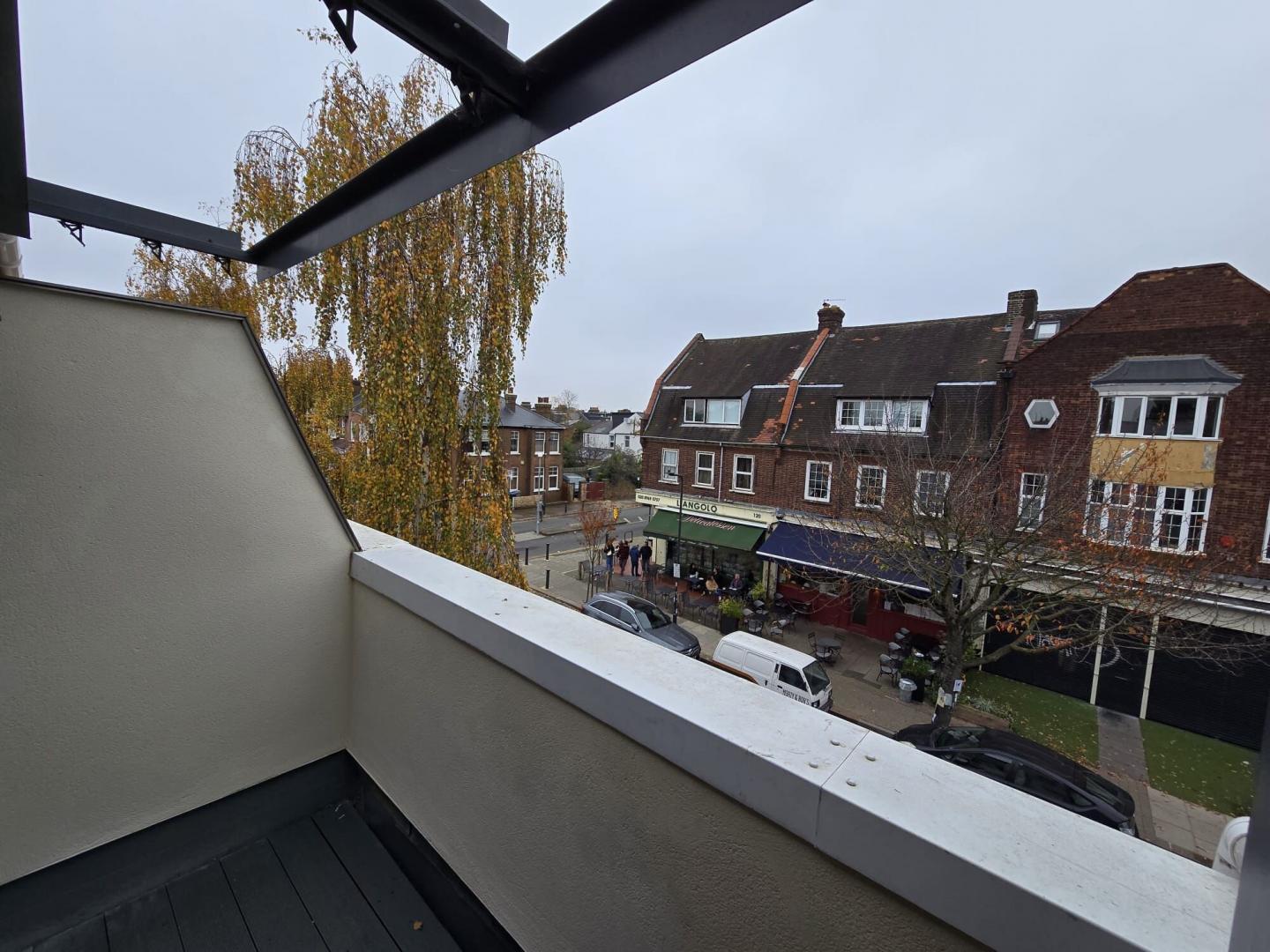 Modern Apartment College Road, Kensal Rise 