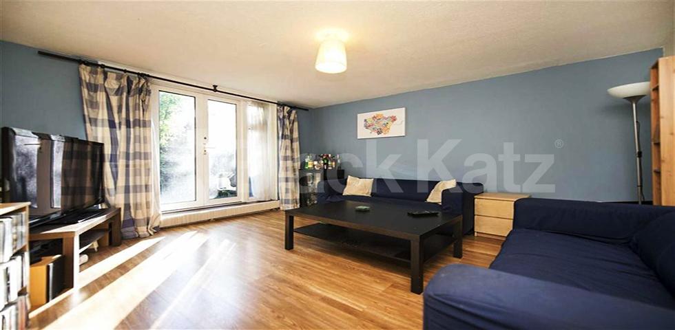 Spacious 3/4 bed with access to a garden mins to Euston, UCL & SOAS Coburg Street, Camden / Euston