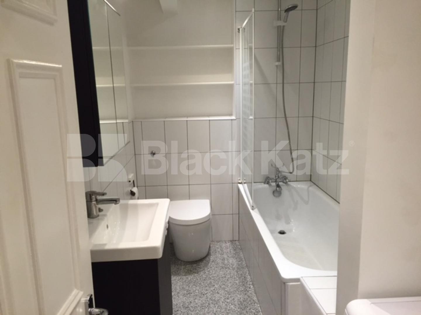 			New Instruction, 4 Bedroom, 1 bath, 1 reception Ground Floor Maisonette			 City Road , ANGEL