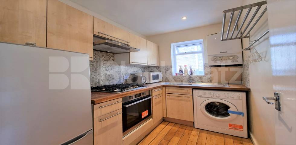 A spacious and well-presented two-bedroom apartment available to rent in the heart of Cricklewood, available from the end of April.This bright and airy property features a generous reception room, perfect for both relaxing and entertaining, along wit Claremont Road, London, NW2,  London