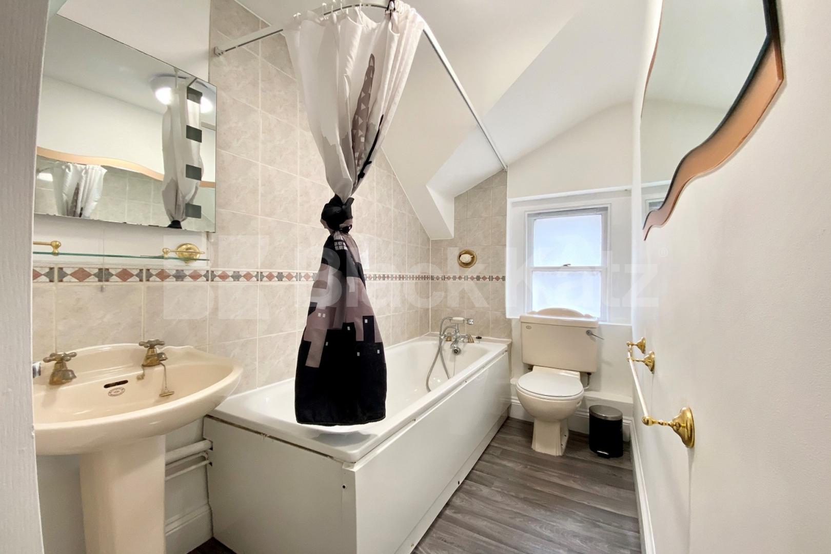 Location, location loaction  The Power House, Cornhill, Bank EC3V