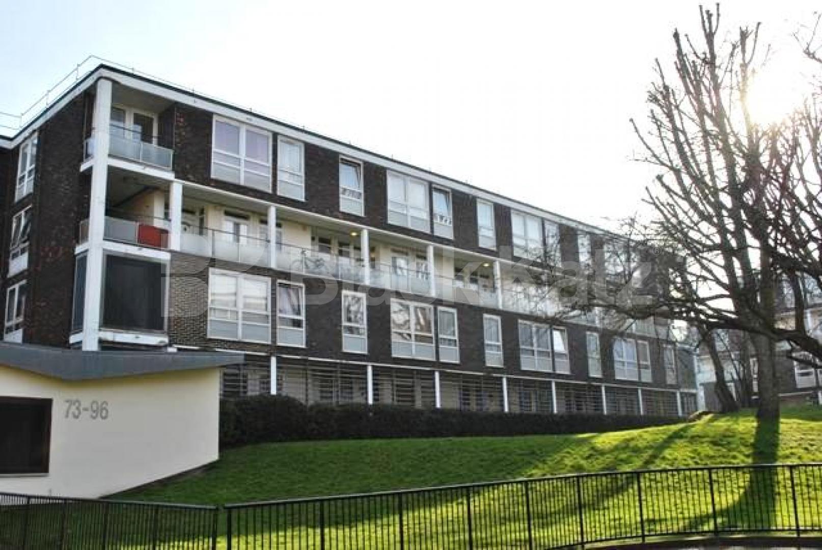 			NEW INSTRUCTION!, 4 Bedroom, 1 bath, 1 reception Flat			 Kiln Place, KENTISH TOWN